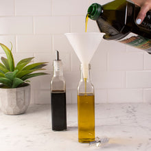 Load image into Gallery viewer, Hutzler Plastic Funnel, 8oz