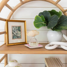 Load image into Gallery viewer, Classic Linen Flower Diffuser