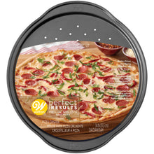 Load image into Gallery viewer, Wilton Perfect Results Premium Non-Stick Pizza Crisper Pan, 14-Inch