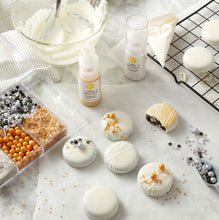 Load image into Gallery viewer, Wilton Metallic Silver Edible Sparkling Glitter Spray, 0.35 oz.