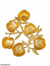 Load image into Gallery viewer, A1-90225 Apple Six Sectional Simonim Tray Gold