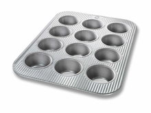 Load image into Gallery viewer, USA Pan 1200MF-6 / / 12 Cup Muffin Pan