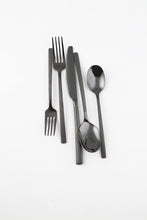 Load image into Gallery viewer, Beaon Black Flatware Service For 4
