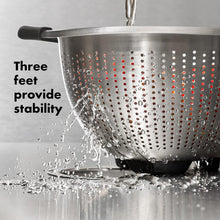 Load image into Gallery viewer, Oxo Good Grips Stainless Steel 5 Qt Colander

