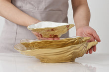 Load image into Gallery viewer, CER1976WG Small Oyster Bowl
