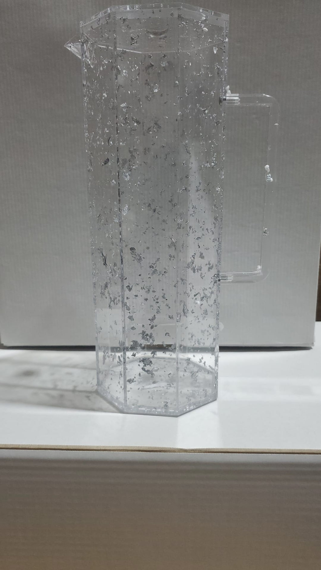 1660-FS Pitcher Lucite Silver Flakes