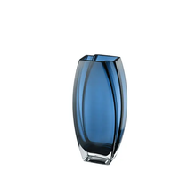 Load image into Gallery viewer, Precision Vase
