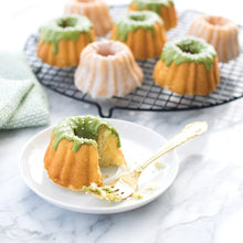 Load image into Gallery viewer, ANNIVERSARY BUNDTLETTE PAN
