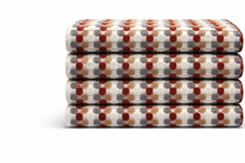 Load image into Gallery viewer, Pom Pom Hand Towel
