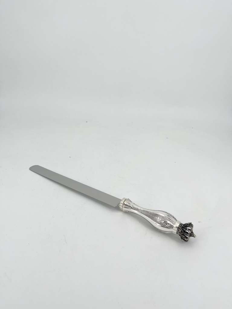 Malchus David Crown Jewel Challah Knife Serrated