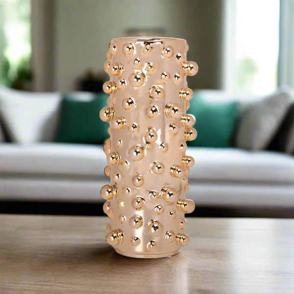 15791 Ceramic Vase Small In Metallic Finish Gold..5.00