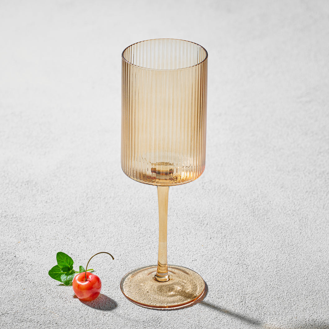 VD-5714- AM Malibu, Ribbed Wine Glass, Amber, 11 oz