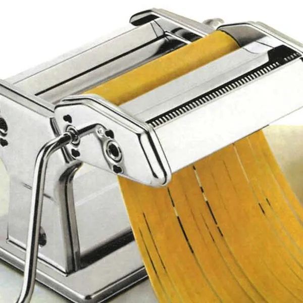 PASTA MACHINE