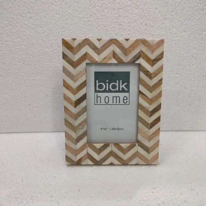 705104 5X7” Zig Zag Frame White & Brown