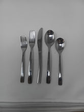 Load image into Gallery viewer, Everest Mirror Flatware Service for 12
