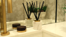 Load image into Gallery viewer, VWD3623 White Marble Reed Diffuser
