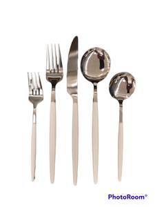 Osaka Flatware White Service For 4