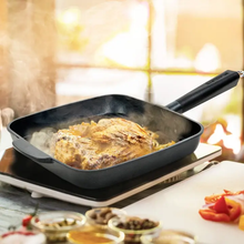 Load image into Gallery viewer, Grill Pan Heavy Duty Non-Stick Cast Aluminum with Detachable Handle, 11&quot;
