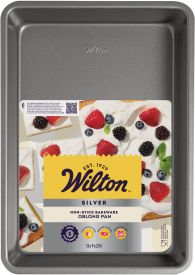 Wilton Silver Non-Stick Bakeware Oblong Pan, 13x9x2 Inch