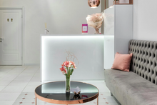 Load image into Gallery viewer, Acrylic Vase On Gold Legs
