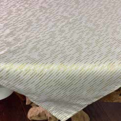 70x108. SPILL PROOF MODERN LOOK WHITE/GOLD