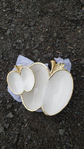 AD2793 Two Apple Dish Gold/White