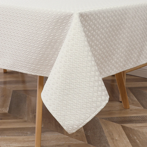 TC1376 Tablecloth Jacquard  Gold