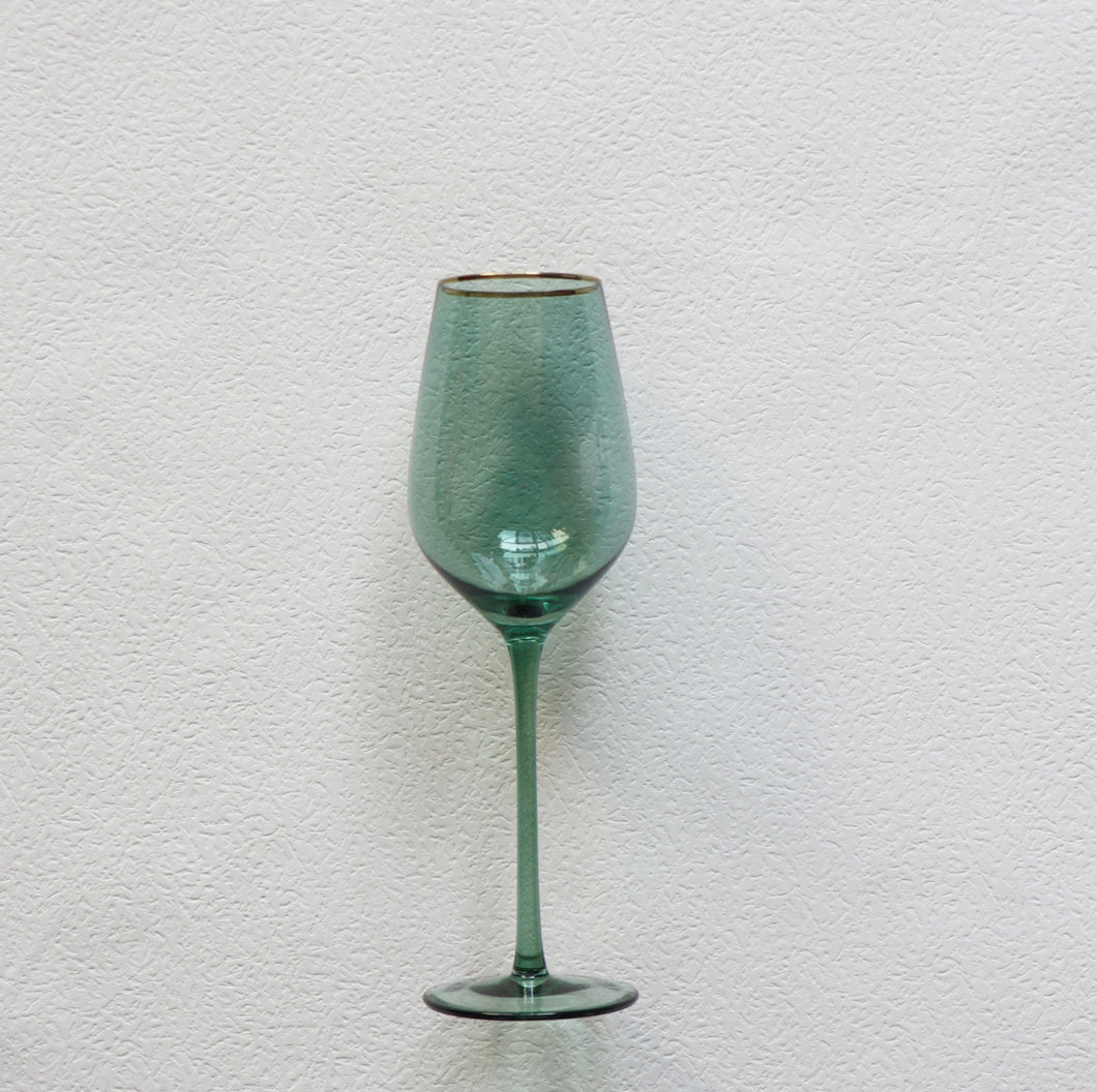 VD-P13-GR Vikko Decor - Platinum, Green with Gold Rim, Wine Glass, 13.5 oz