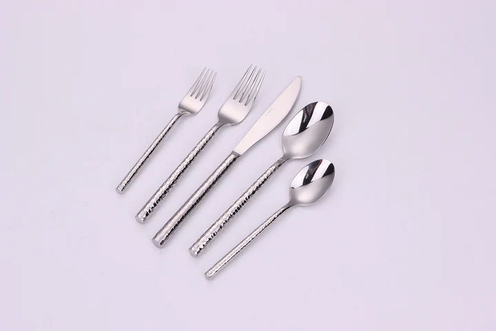 VF848S  Pebbled Silver - Service for 4