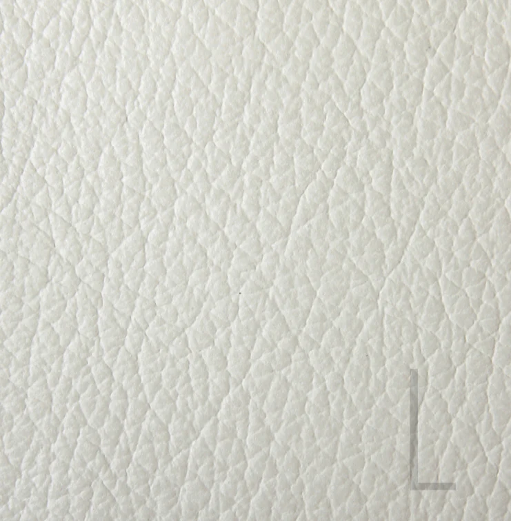 MONOGRAM LEATHER WHITE CHARGER - L