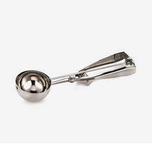 Millvado - 18/10 SS Scooper, Dia 2.25'' Compacity 2.75 Oz / 4 Table Spoon