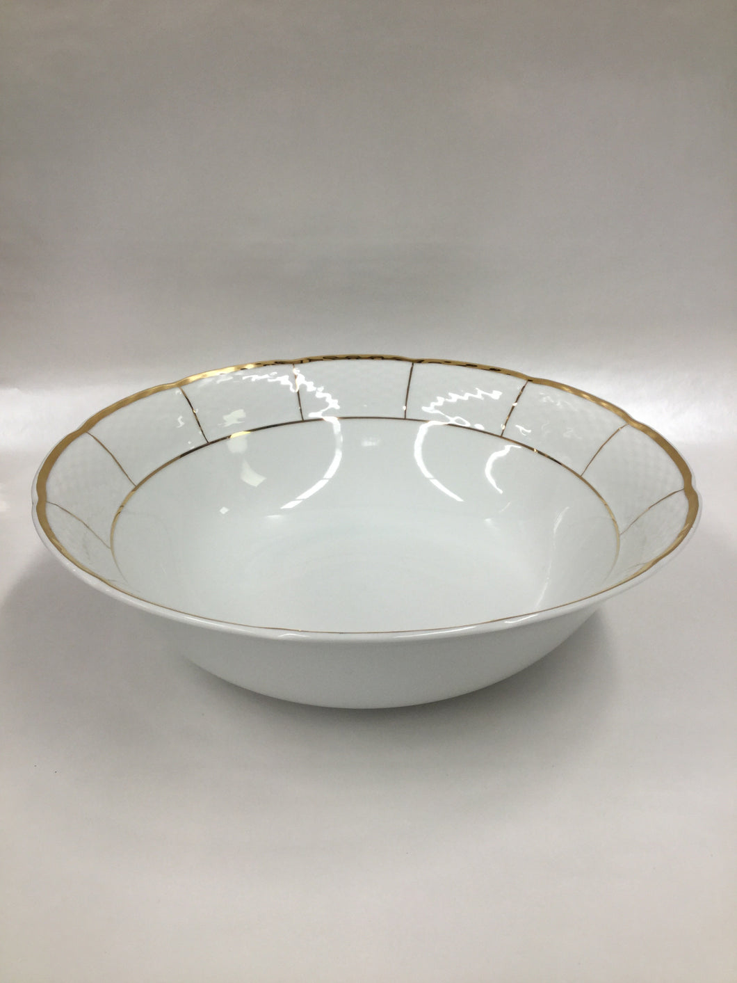 VL-4110-SVBG Menuet , White, Gold Band, 10'' Serving Bowl - 10'' Serving Bowl