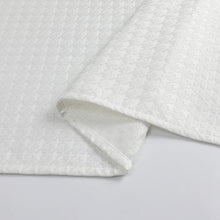 Load image into Gallery viewer, TC1373 Tablecloth Houndstooth White
